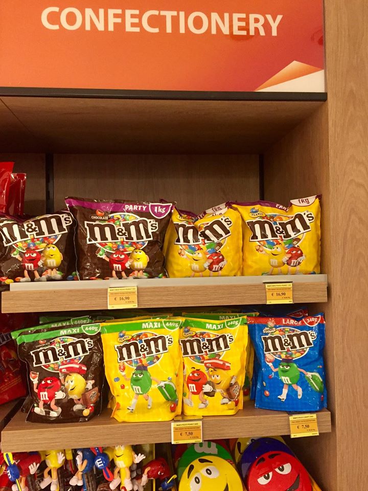 Et fais leur bouffer de la merde avec plein de couleurs